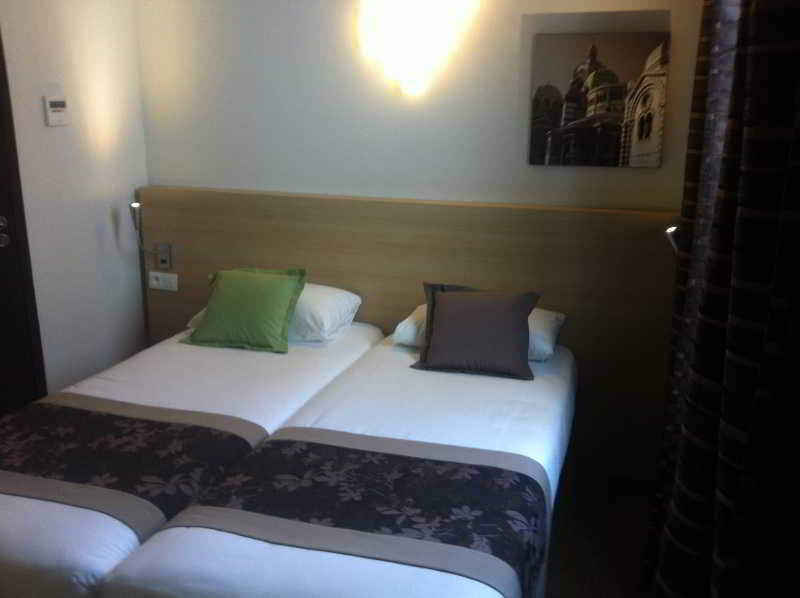 Ibis Styles Marseille Gare Saint-Charles Hotel Exterior photo